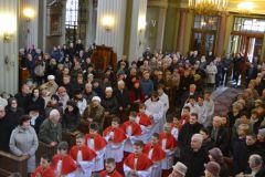 Msza św. z uroczystym poświęceniem nowych strojów liturgicznych dla ministrantów 25.03.2015